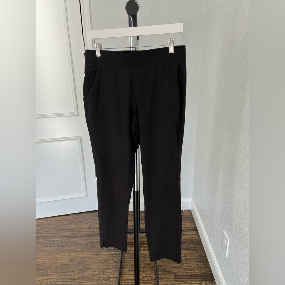 Eddie Bauer Cropped Black Pant Size S
